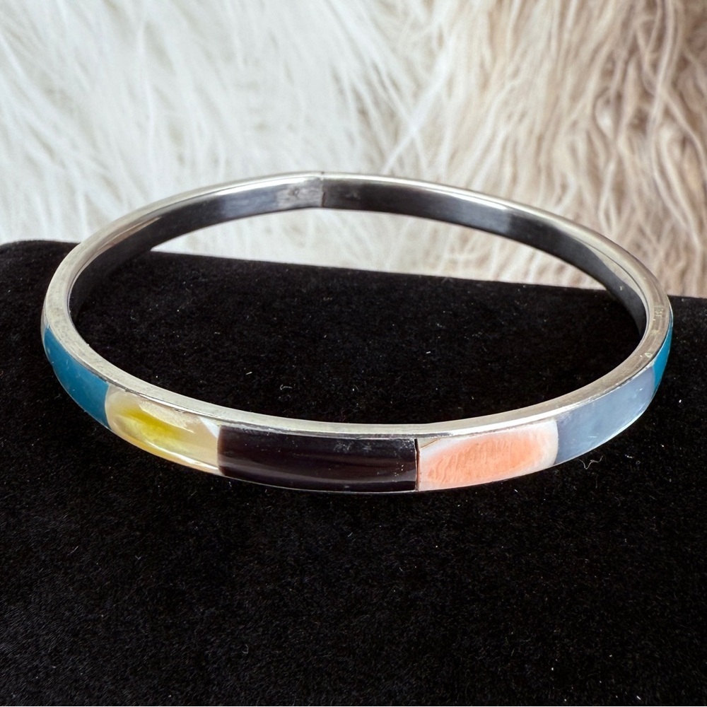 Vintage Silvertone Colorful Bangle Bracelet - Picture 11 of 11